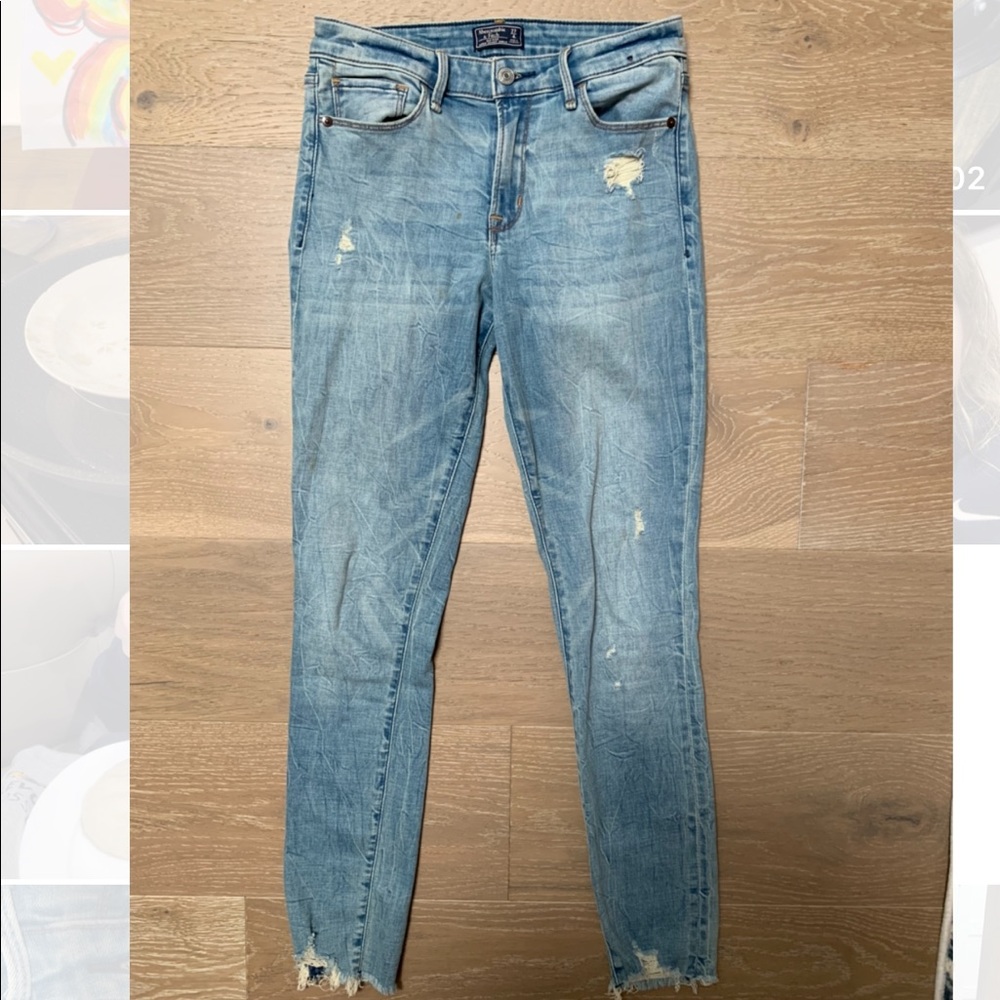 Abercrombie & Fitch Mid Rise Super Skinny Jeans